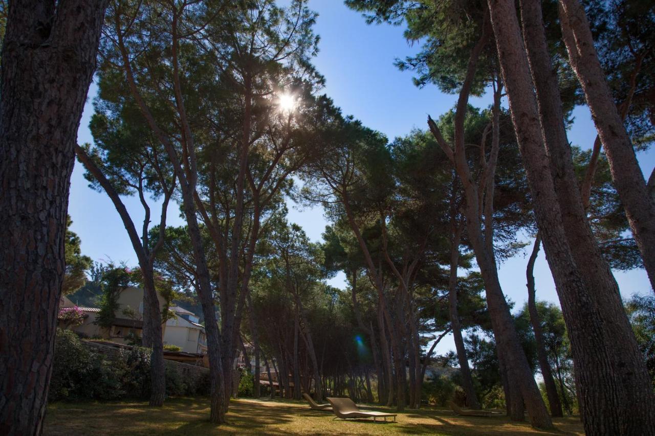 Praia Art Resort - Small Luxury Hotels Of The World (Adults Only) Le Castella  Eksteriør billede