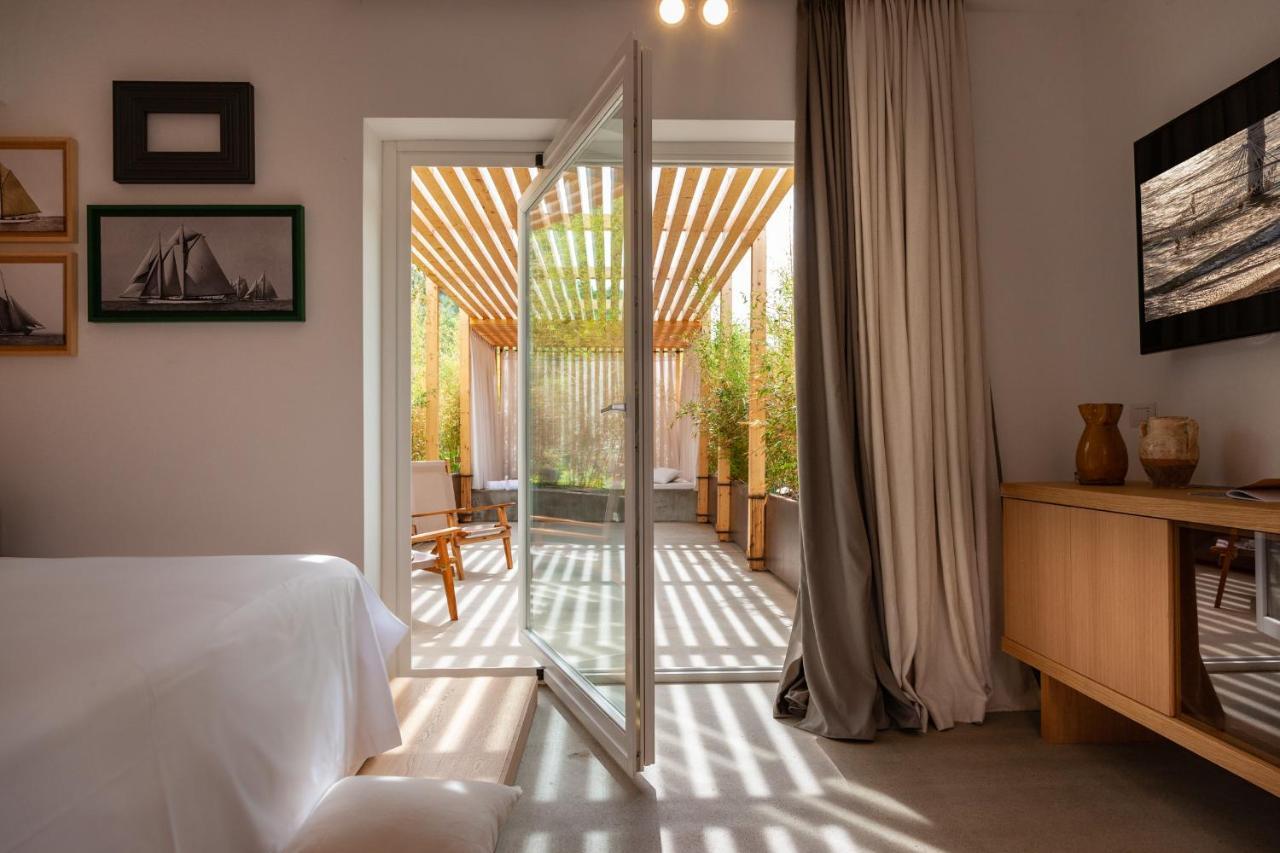 Praia Art Resort - Small Luxury Hotels Of The World (Adults Only) Le Castella  Eksteriør billede
