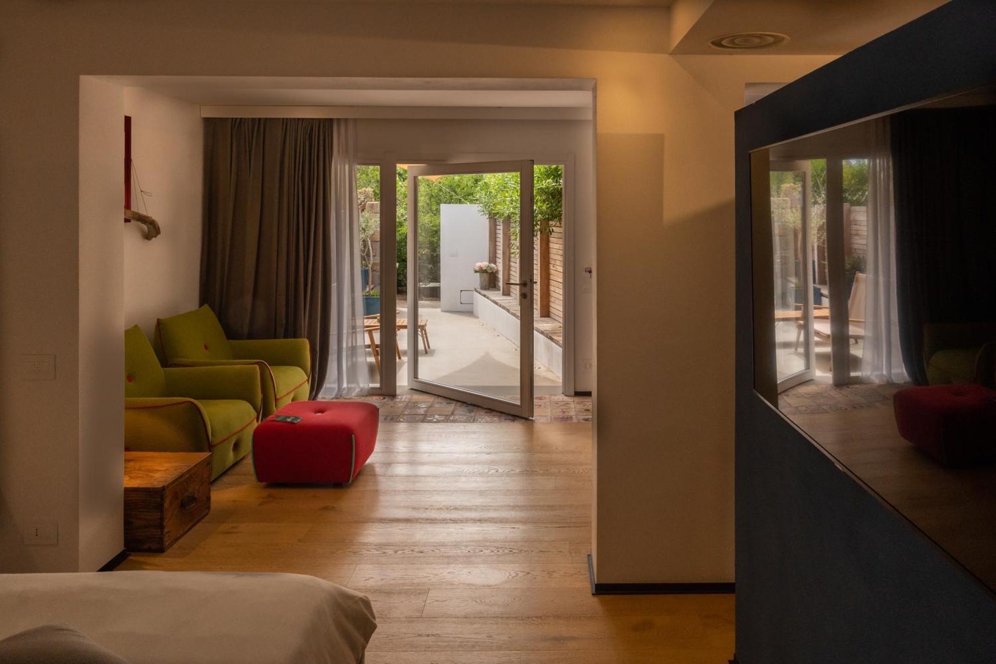Praia Art Resort - Small Luxury Hotels Of The World (Adults Only) Le Castella  Eksteriør billede